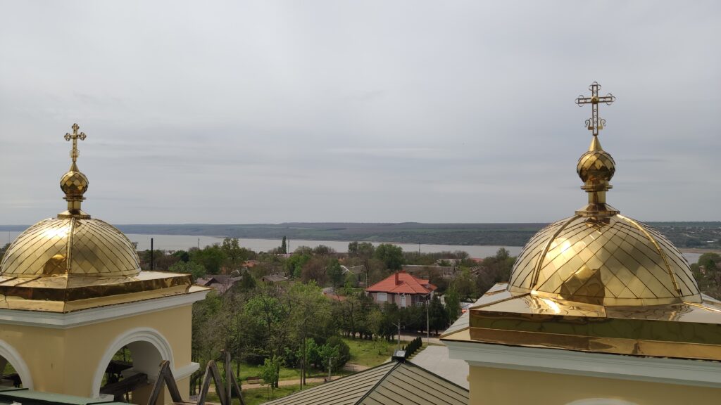 БЛАГОДАТНЫЙ КОЛОКОЛЬНЫЙ ЗВОН: ЖУРНАЛИСТЫ НАШЕГО ИЗДАНИЯ ИСПЫТАЛИ ЭТО НА СЕБЕ (Видео)