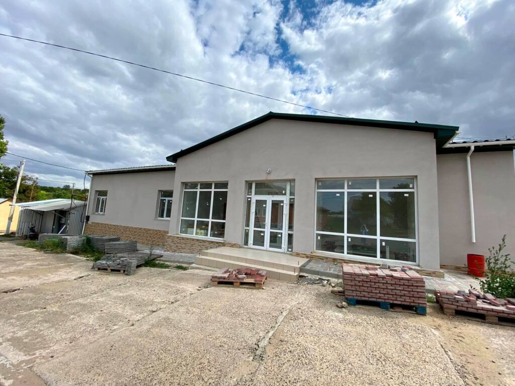 АМБУЛАТОРИЯ В НОВЫХ ТРОЯНАХ ГОРОДНЕНСКОЙ ТГ: СТРОИТЕЛЬСТВО БЛИЗИТСЯ К ЗАВЕРШЕНИЮ