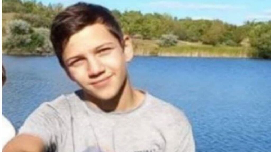 В БОЛГРАДСКОМ РАЙОНЕ РАЗЫСКИВАЕТСЯ 15-ЛЕТНИЙ ЮРИЙ ПОПОВ