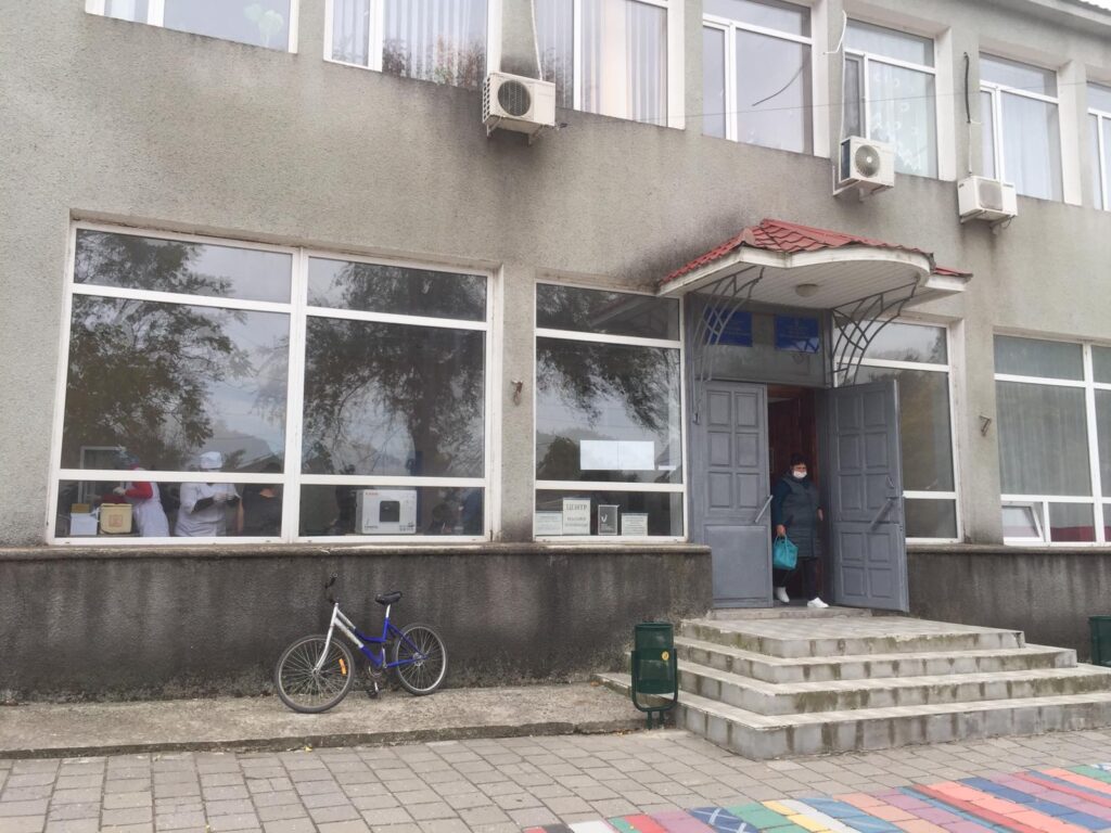 В БОЛГРАДСКОМ РАЙОНЕ АКТИВИЗИРОВАЛСЯ ПРОЦЕСС ВАКЦИНАЦИИ, ОДНАКО И БОЛЬНЫХ СТАЛО БОЛЬШЕ