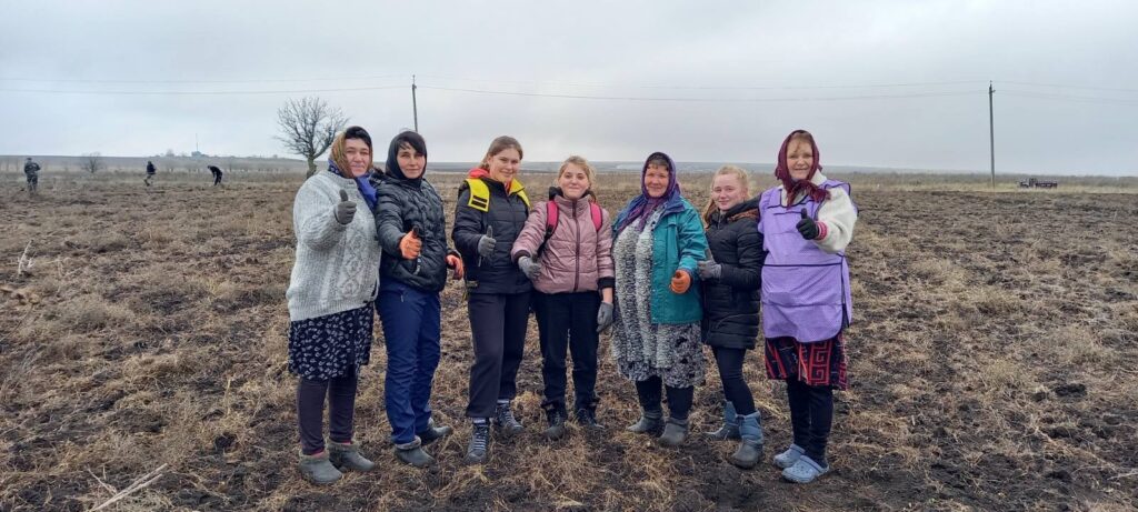 В БЕССАРАБСКОЙ СТЕПИ БУДЕТ ПАРК С ТЫСЯЧЬЮ ЦВЕТУЩИМИ ПАВЛОВНИЯМИ