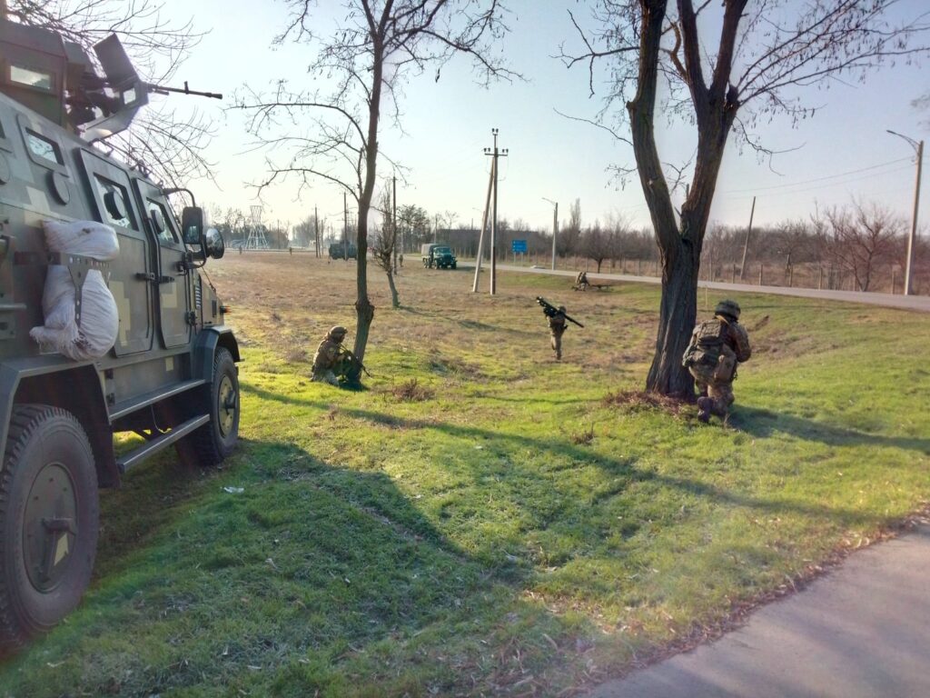 БОЛГРАДСКИЕ МОРПЕХИ ПРОВЕЛИ БОЕВЫЕ ДЕЙСТВИЯ В ГОРОДЕ И ОБОРОНЯЛИ АЭРОПОРТ (фото)