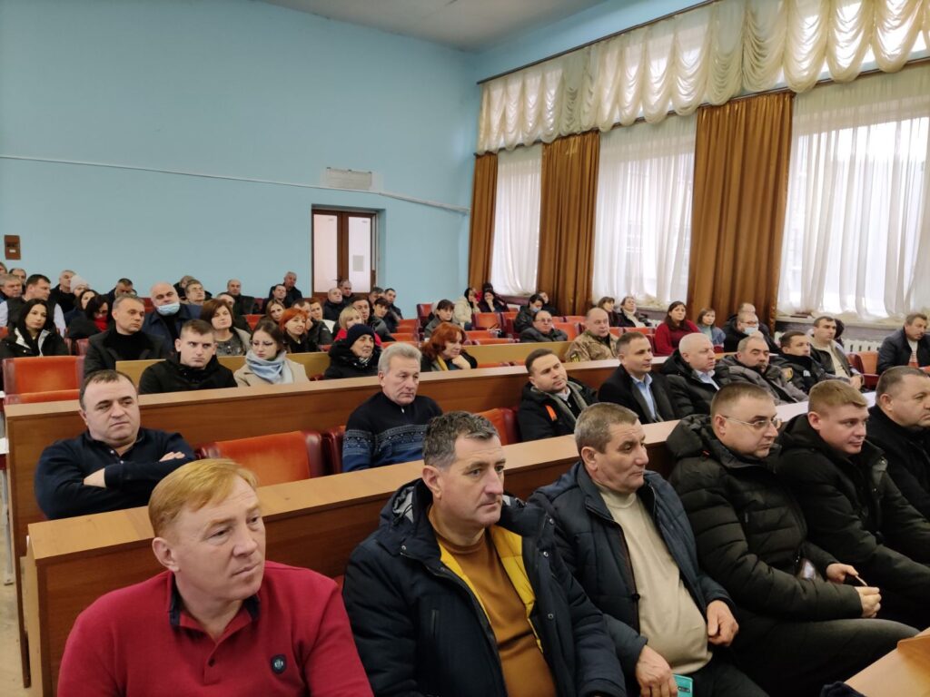 КТО В БОЛГРАДСКОМ РАЙОНЕ ПОЛУЧАЕТ САМЫЕ ВЫСОКИЕ И НИЗКИЕ ЗАРПЛАТЫ?