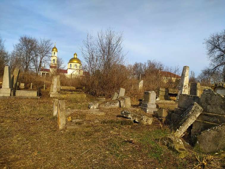 В АРЦИЗЕ НА СТАРОМ ЕВРЕЙСКОМ КЛАДБИЩЕ УСТАНОВЯТ ПАМЯТНЫЙ ЗНАК