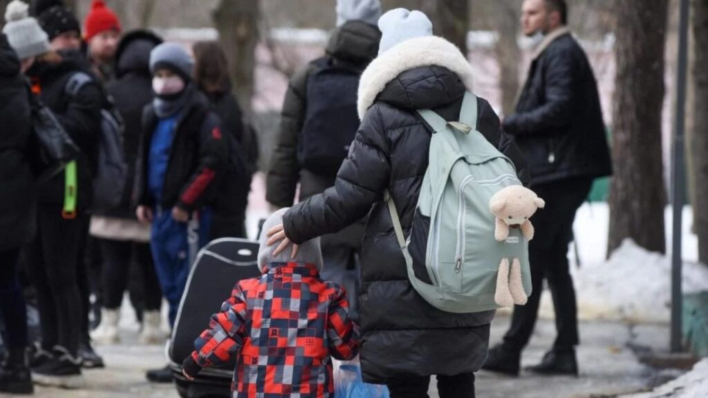 УРЯД ВІДШКОДУЄ КОМУНАЛЬНІ ВИТРАТИ ГРОМАДАМ, ЯКІ БЕЗКОШТОВНО ПРИЙМАТИМУТЬ ПЕРЕСЕЛЕНЦІВ