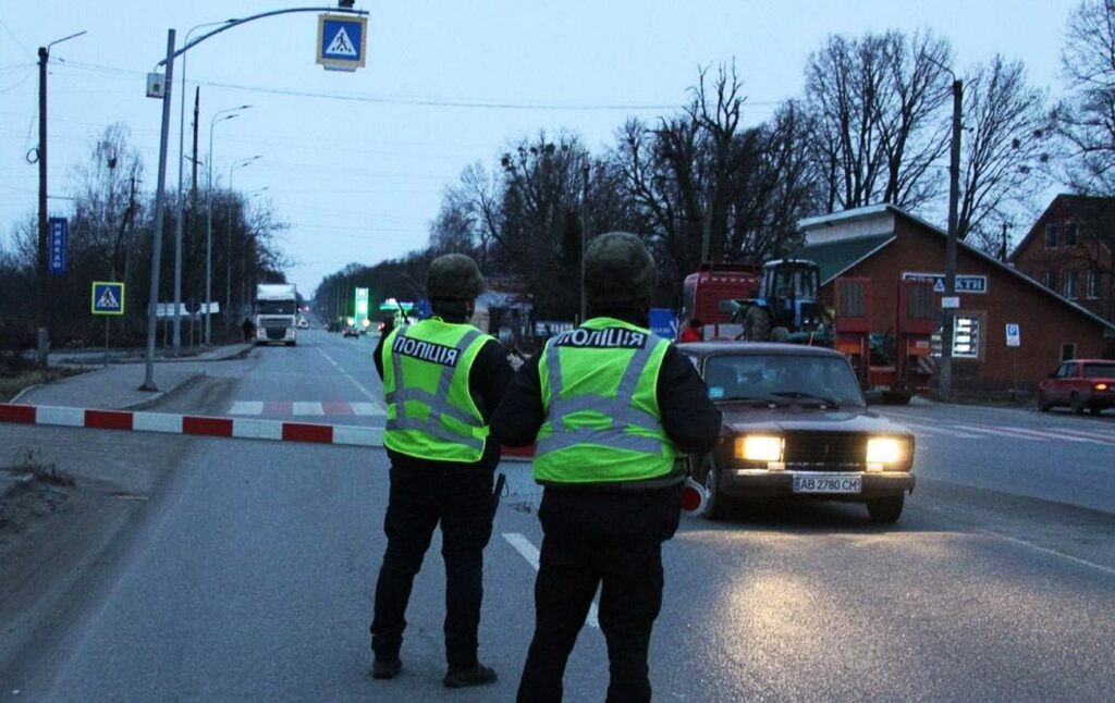 ЩО ЧЕКАЄ НА ПОРУШНИКІВ КОМЕНДАНТСЬКОЇ ГОДИНИ: У ПОЛІЦІЇ ДАЛИ ВІДПОВІДЬ