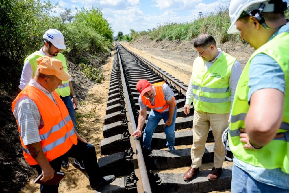 УКРАЇНА І МОЛДОВА ВІДНОВИЛИ ДІЛЯНКУ ЗАЛІЗНИЦІ В ОБХІД ПРИДНІСТРОВ’Я. ТЕПЕР МІЖНАРОДНИЙ ШЛЯХ ПРОЛЯГАТИМЕ ЧЕРЕЗ БЕРЕЗИНЕ