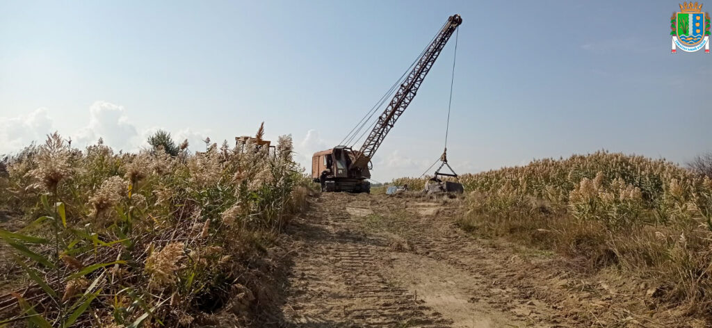 НА ОДЕЩИНІ РОЗЧИЩАЮТЬ КАНАЛ, З ЯКОГО ЙДЕ ВОДОПОСТАЧАННЯ ДЛЯ АГРАРІЇВ БОЛГРАДСЬКОГО ТА ІЗМАЇЛЬСЬКОГО РАЙОНІВ