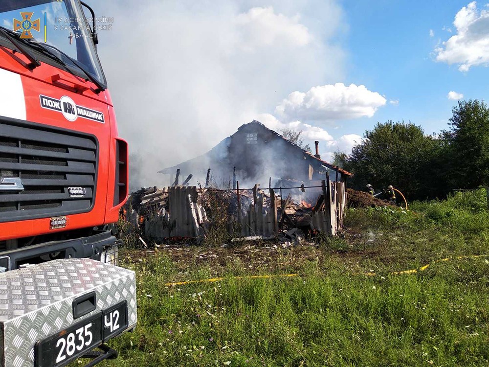 РЯТУВАЛЬНИКИ ЛІКВІДУВАЛИ ПОЖЕЖУ В ПРИВАТНОМУ ПОДВІР’Ї БОЛГРАДСЬКОГО РАЙОНУ