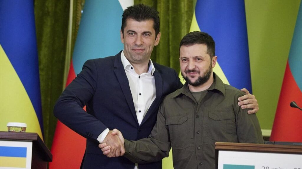 БОЛГАРІЯ У ВИРІШАЛЬНИЙ ПЕРІОД ВІЙНИ ТАЄМНО ПОСТАЧАЛА УКРАЇНІ ПАЛЬНЕ ТА БОЄПРИПАСИ