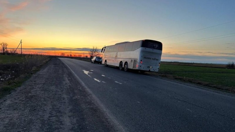 На Одещині рейсовий автобус на смерть збив жінку