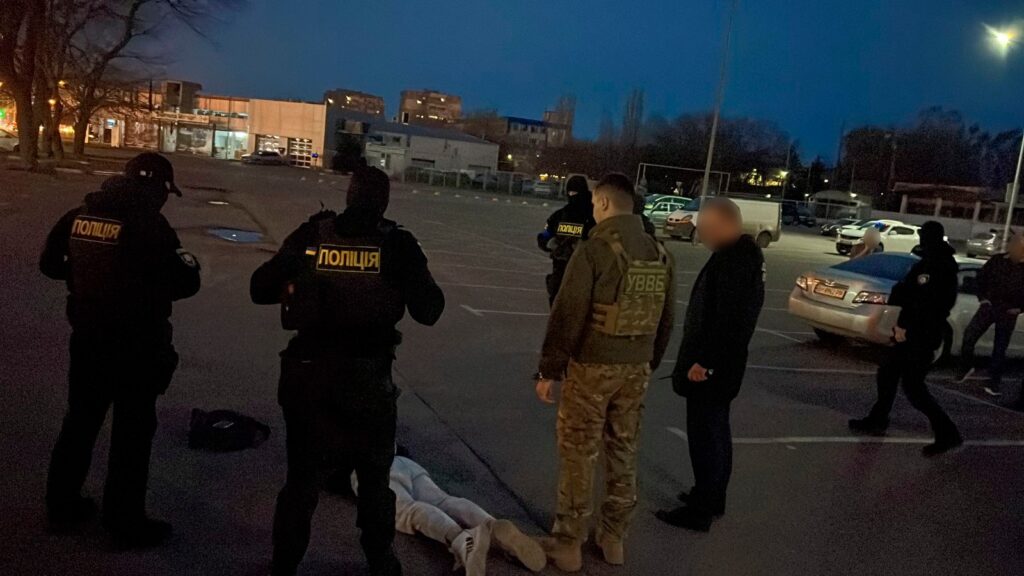 На Одещині викрили «перевертня в погонах», який збував зброю та боєприпаси