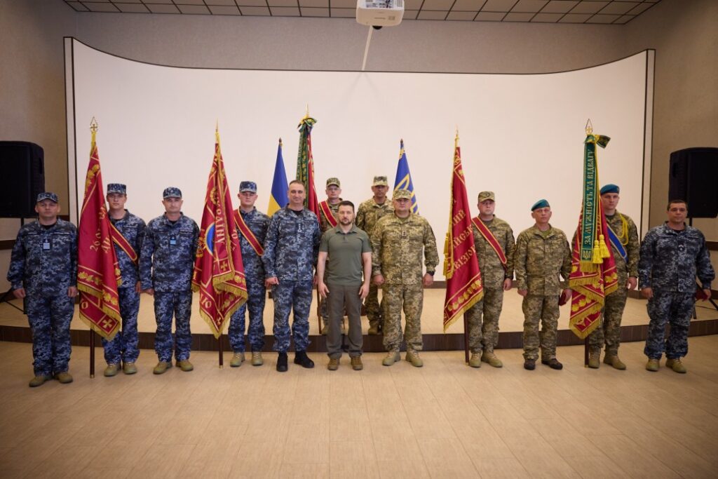 За мужність та відвагу: Болградські морпіхи відзначені Президентом