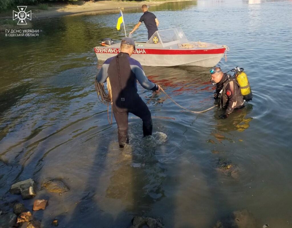 У Рені сталася трагедія на воді: водолази у Дунаї шукають молодого хлопця