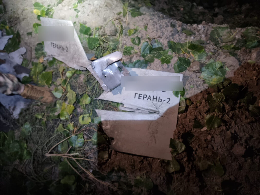 Ізмаїльські прикордонники показали, як вночі збивали ворожі «мопеди» (Відео)