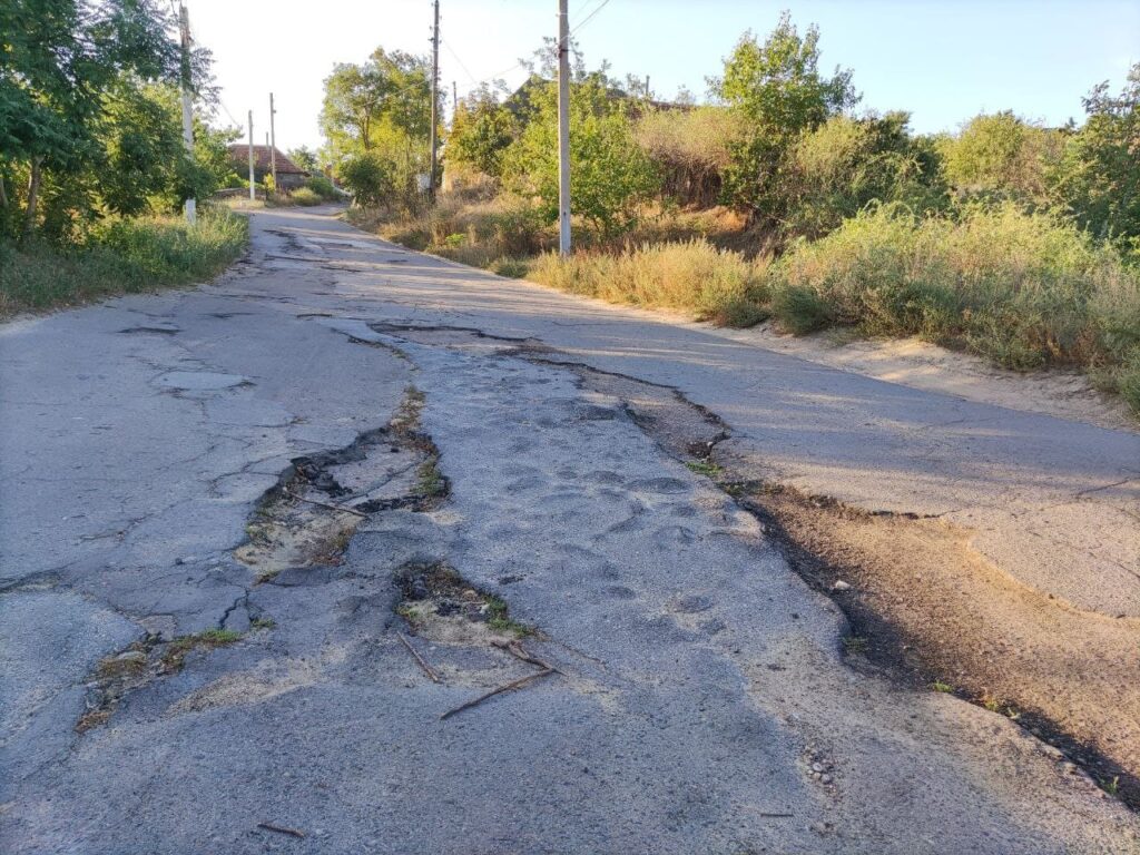 В Болграді і селі Виноградівка відремонтують найбільш пошкоджені ділянки доріг за кошти обласного бюджету (Перелік)