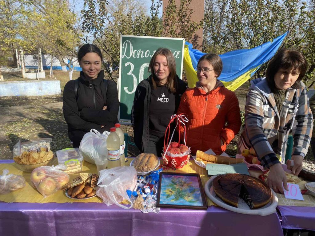 В селі Олександрівка відбувся благодійний ярмарок (Фото)