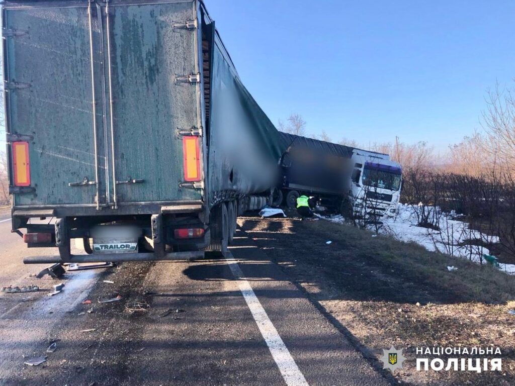 До уваги водіїв! На трасі Одеса-Рені ускладнено рух автотранспорту 