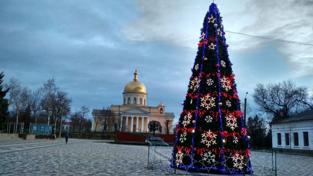 На радість малечі: в цьому році у Болграді таки засяє новорічна ялинка