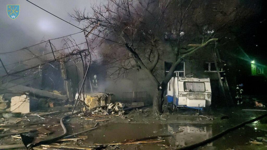 В ніч на 23 лютого ворог атакував  Україну і Одещину ударними дронами: подробиці