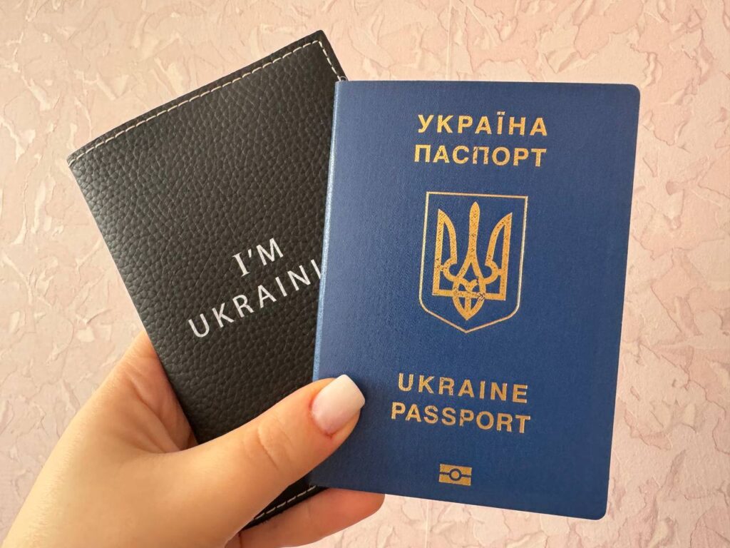 В Україні зміниться вартість оформлення закордонного паспорта