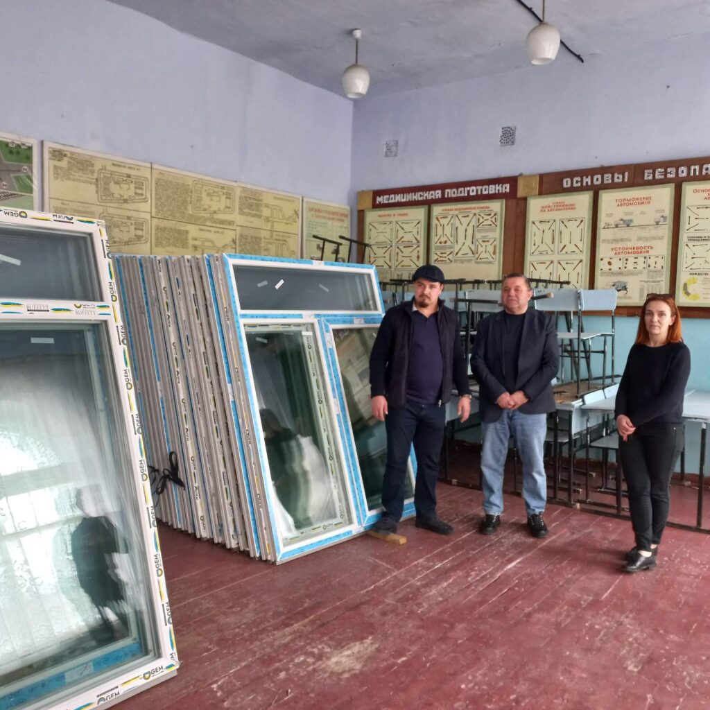 Благодійний фонд допоможе Тарутинській громаді замінити вікна в навчальному закладі