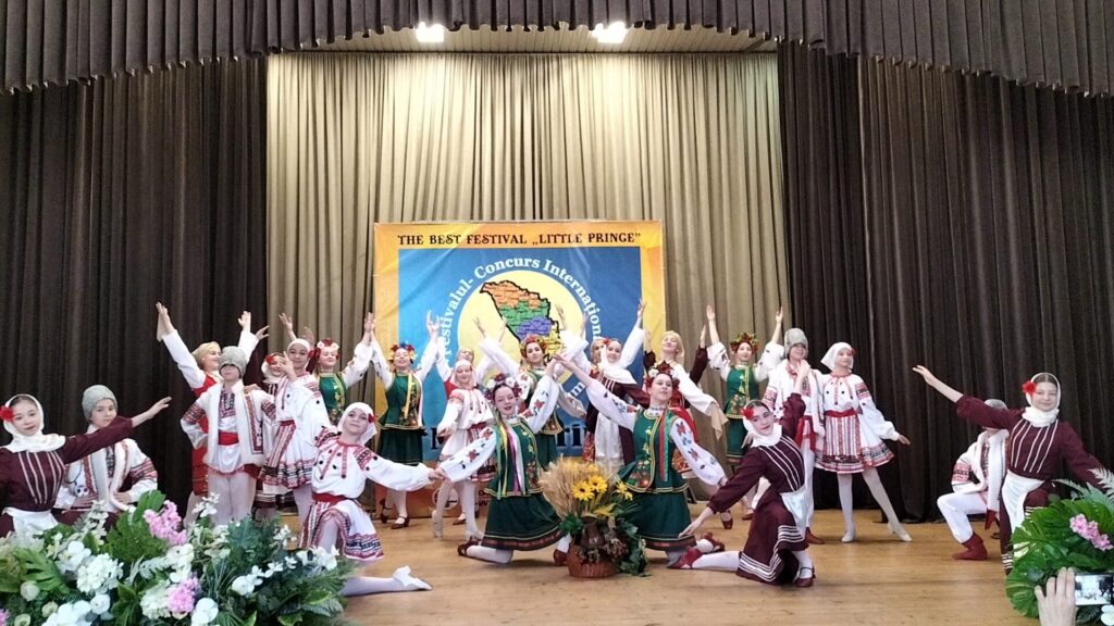 Привезли додому Гран-прі: дитячий ансамбль «Конфетті» з Рені взяв участь у міжнародному конкурсі талантів у Молдові