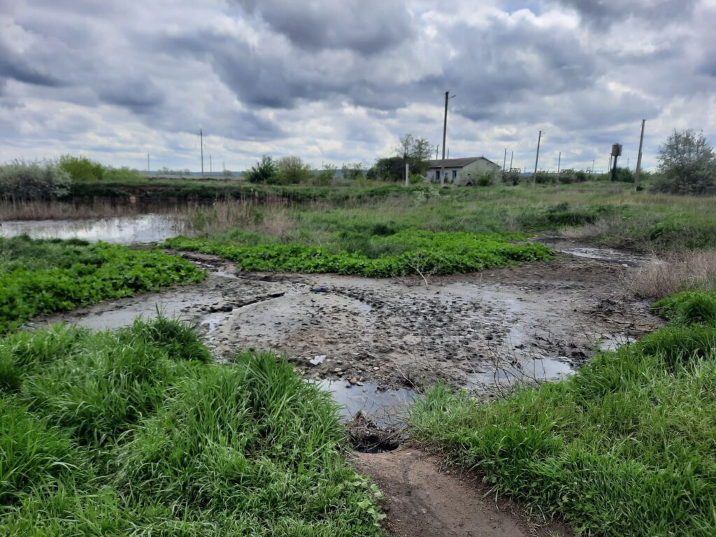 У Болградському районі виявили забруднення річки та земель внаслідок витоку стічних вод