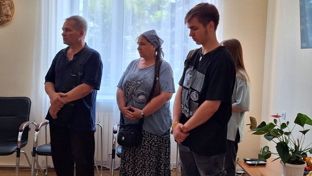 Родина загиблого захисника Валерія Корпусова отримала його державну нагороду