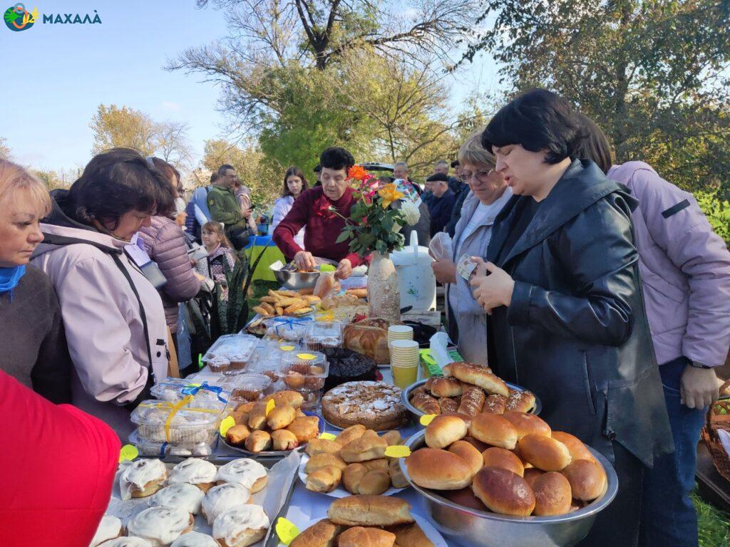 Мешканці Саратщини зібрали на благодійному ярмарку майже 111 тисяч гривень для ЗСУ (Фото)