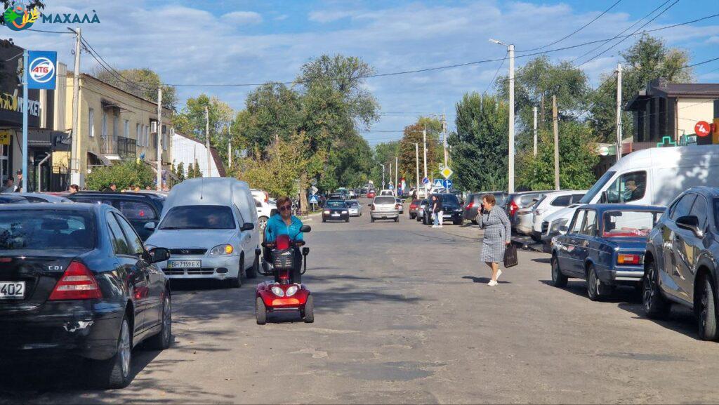 Чи з’являться нові вбиральні та пішохідний перехід біля магазину АТБ у місті Болград?: відповідь влади