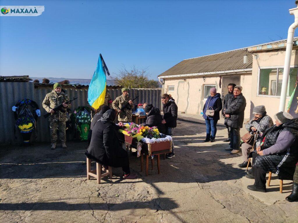 Мешканці села Тополине простилися з загиблим захисником (Фото)