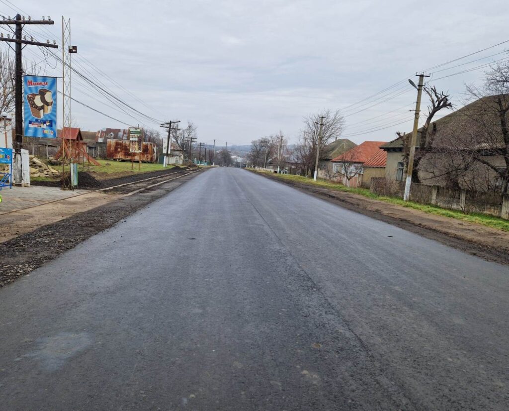 Ремонт дороги, яка з’єднує місто Болград та село Кубей, нарешті завершено 