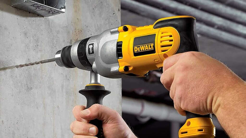 Огляд найкращих перфораторів DeWALT для професіоналів