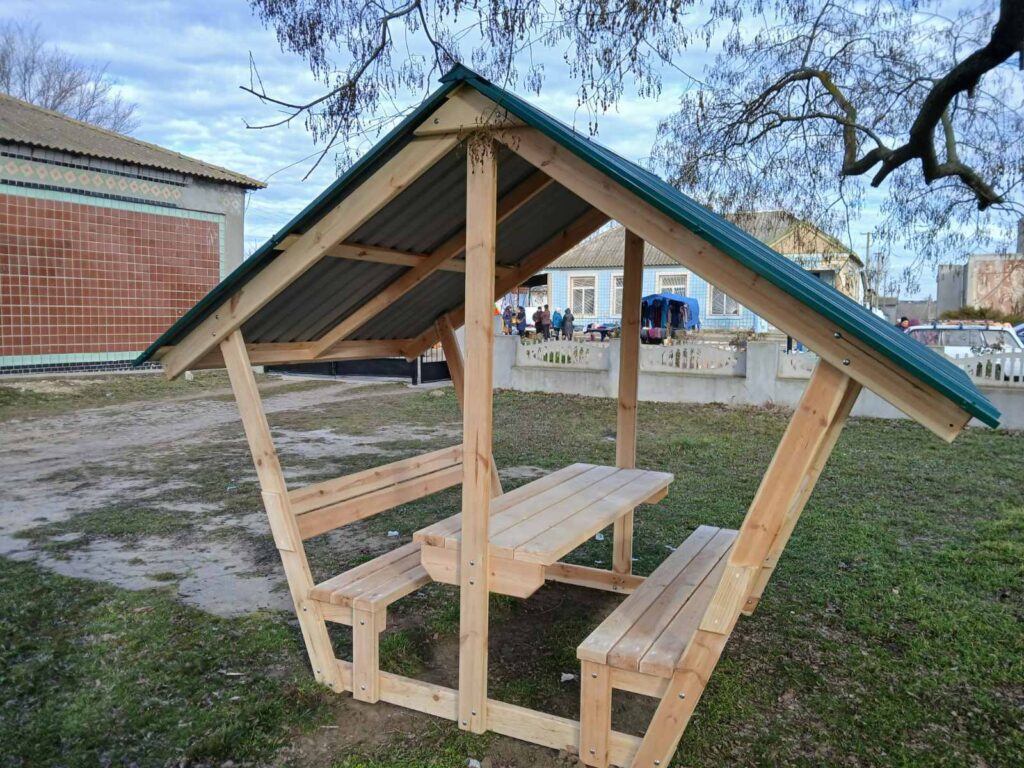 В селах Арцизької громади зʼявились альтанки для відпочинку (Фото)