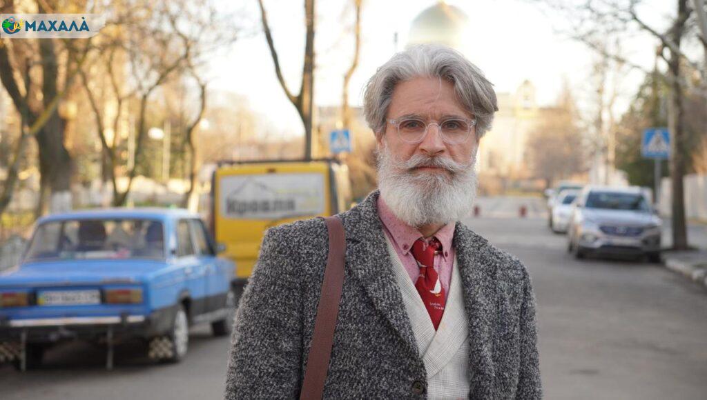 Будівельник, митець та військовий: мешканець міста Болграда Сергій Гусєв про власне життя та стиль (Відео)