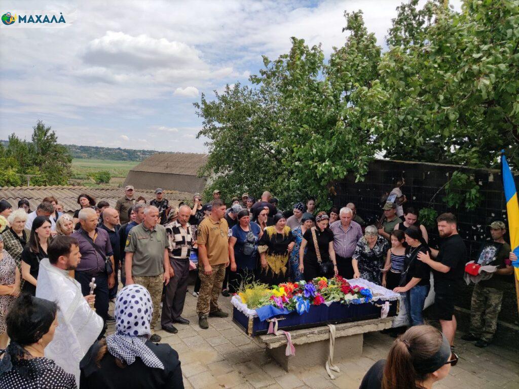 Мешканці  Болградської громади провели в останню путь загиблого воїна із села Виноградівка  Дімова Романа
