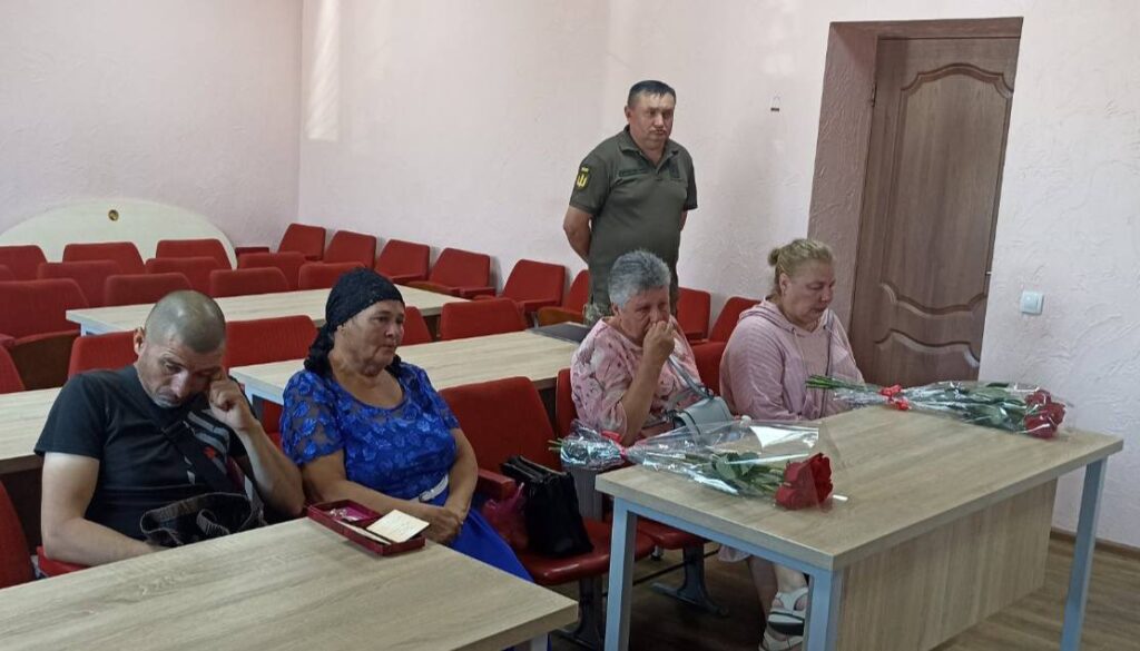 У Білгород-Дністровському районі двох полеглих захисників відзначили державними нагородами