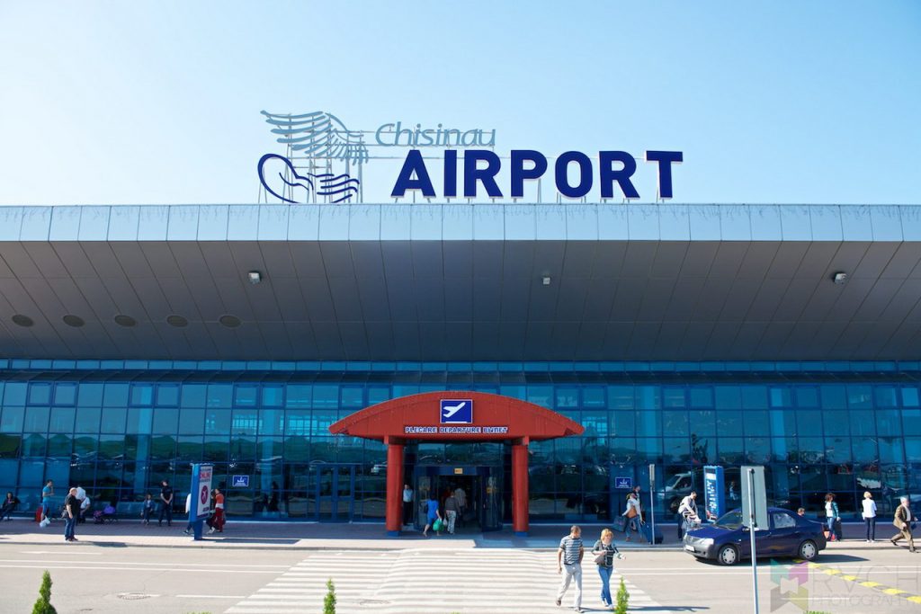 Кишинівському аеропорту хочуть присвоїти ім’я композитора Євгена Доги