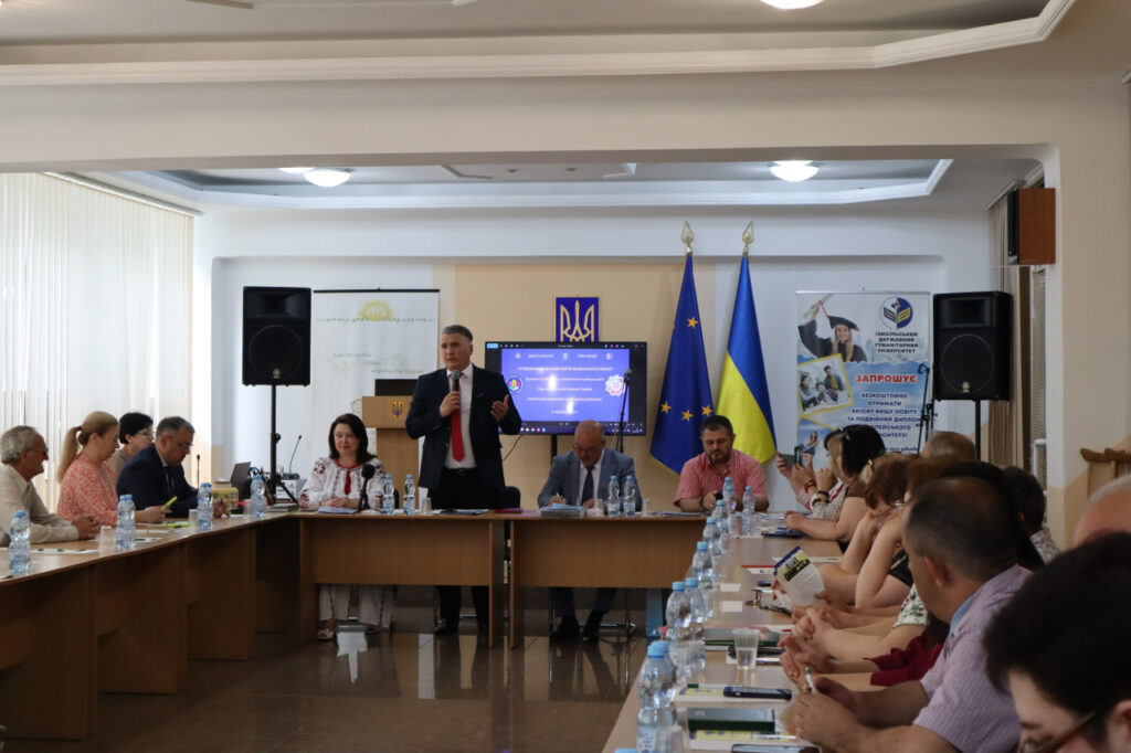 В Ізмаїлі відбувся перший Південноукраїнський форум національних спільнот: його учасники відвідали Котловину, Виноградівку та Болград