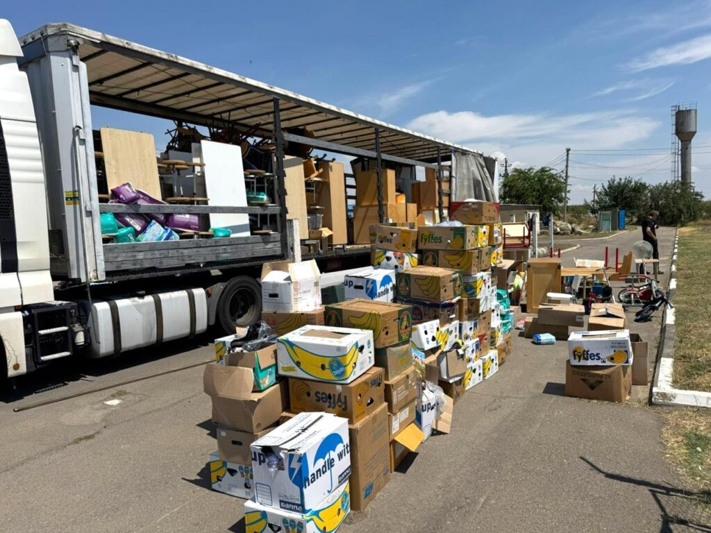 Понад 1 мільйон гривень: на Одещині викрили спробу ввезення незадекларованого товару під виглядом гуманітарки