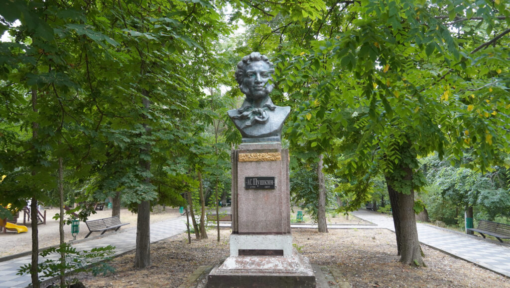 У Болграді готуються до демонтажу пам’ятника Пушкіну
