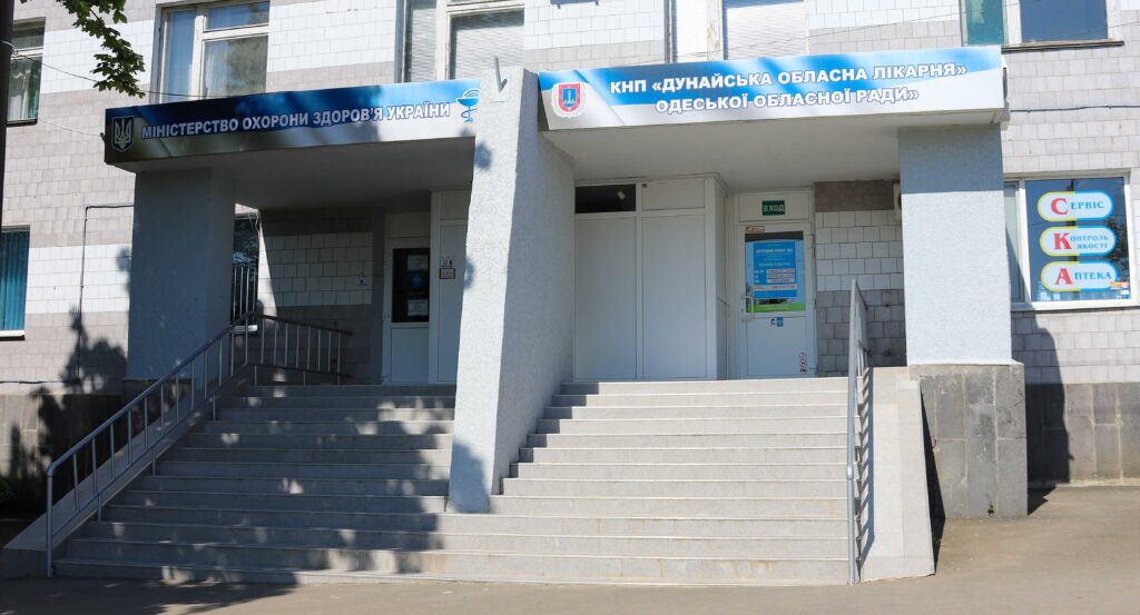 Один з медичних закладів півдня Одещини втратив можливість надавати допомогу при інсультах, а ще один на межі розірвання договору з НСЗУ