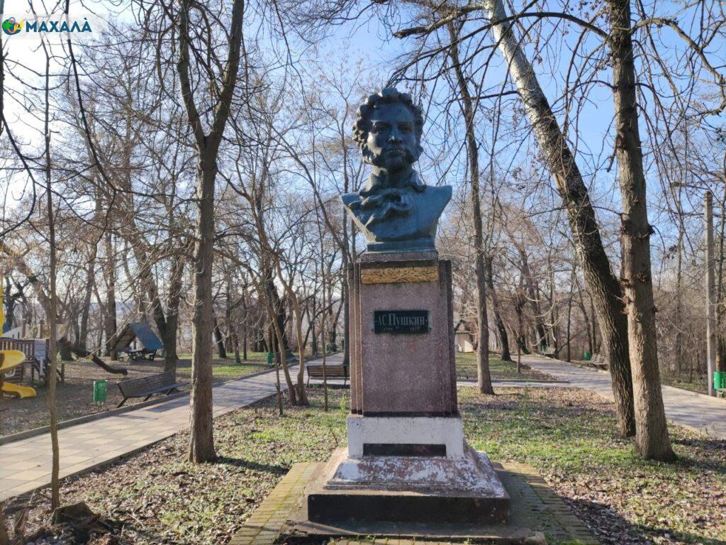 Питання щодо знесення пам’ятників Пушкіну у Болграді та Татарбунарах зрушило з мертвої точки: що відповіли в Мінкульті  