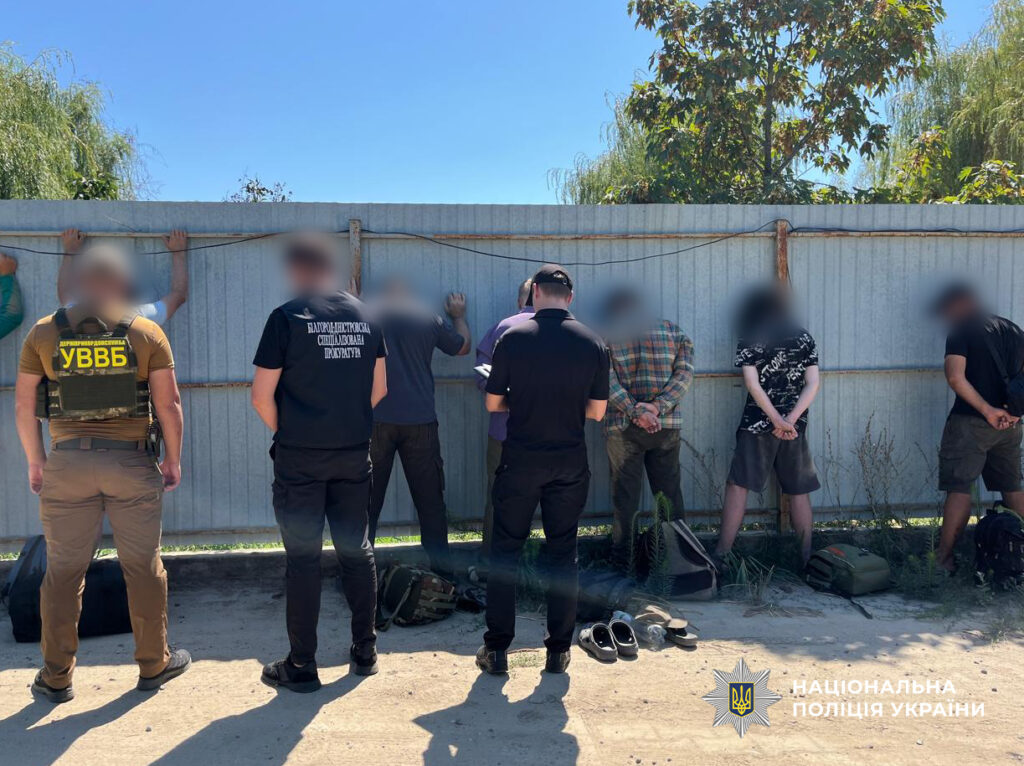 Мешканець Ізмаїльського району намагався підкупити прикордонника, щоб виїхати за кордон