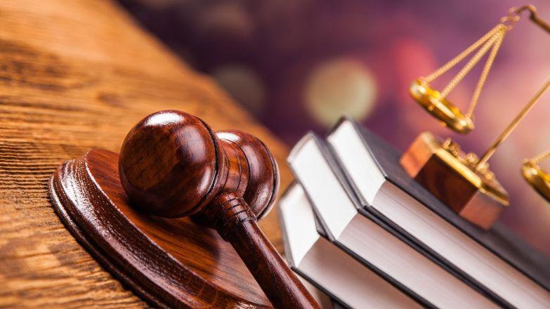 Домашній тиран з Кілійської громади за домашнє насильство щодо матері відправиться до в’язниці