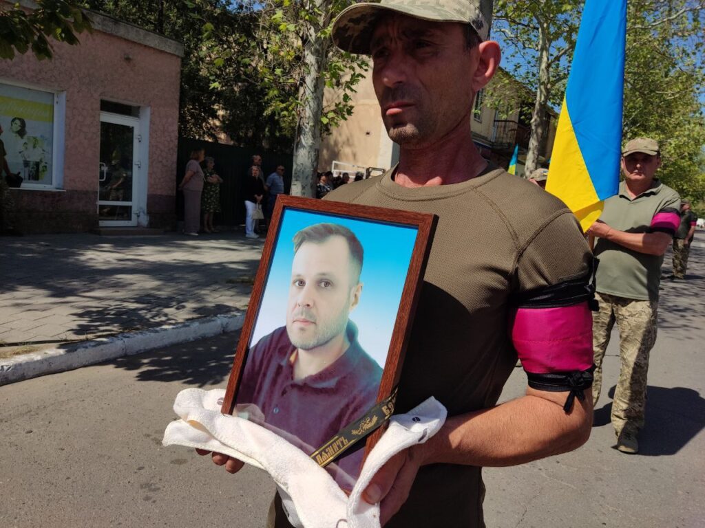 Болградська громада провела в останню путь Фазли Олександра