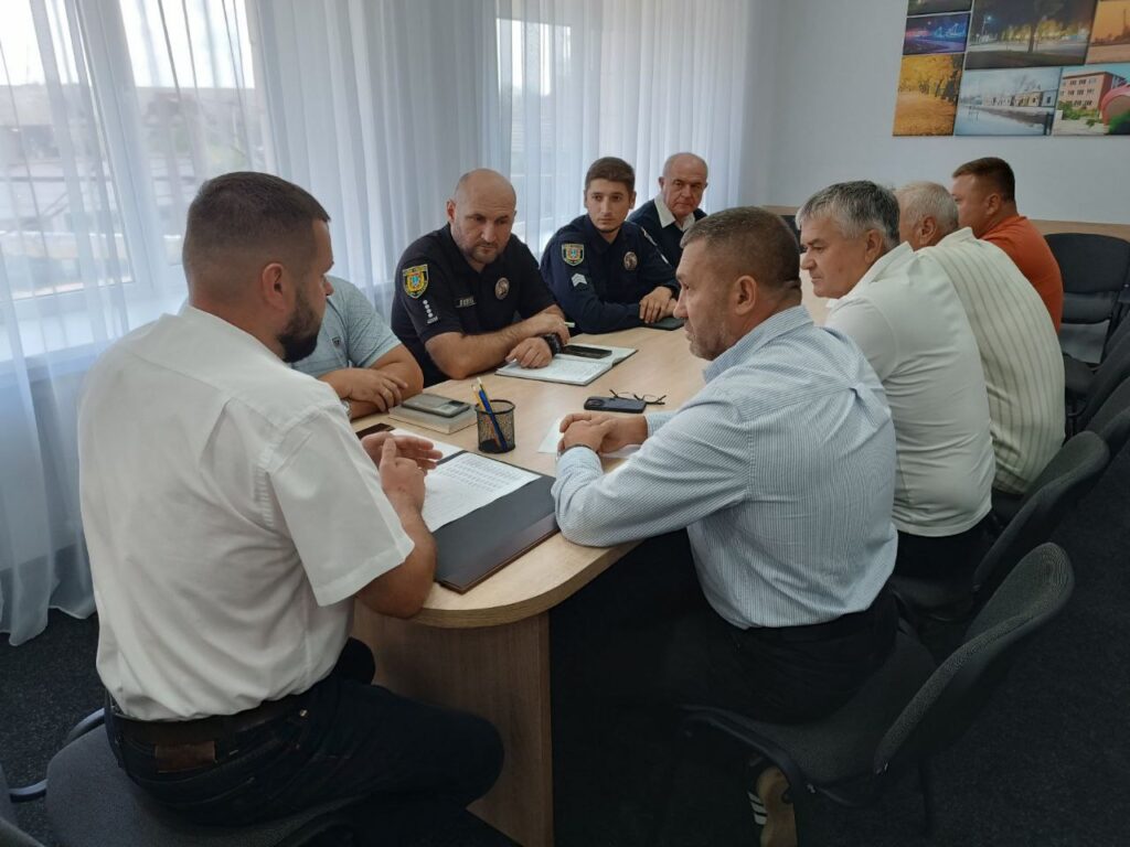 У Дмитрівці приступив до роботи поліцейський офіцер громади