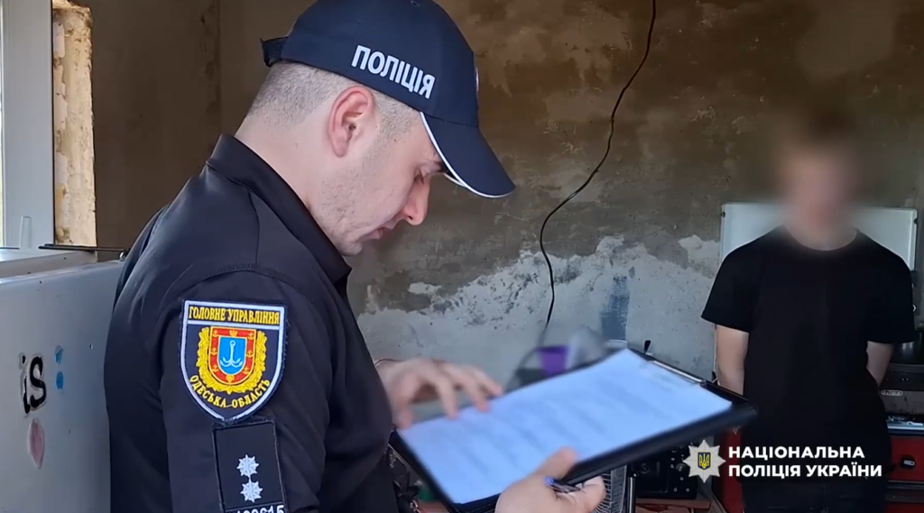 Поліцейські завершили розслідування щодо двох підлітків з Білгород-Дністровського району, які катували 12-річного хлопця