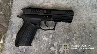 Мешканець Білгорода-Дністровського, який вистрілив у сусіда, постав перед судом